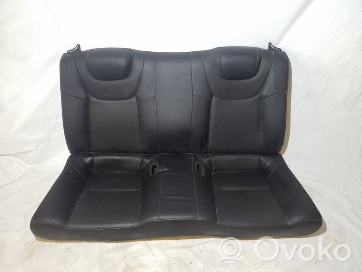 Hyundai Genesis Fotele / Kanapa / Komplet 