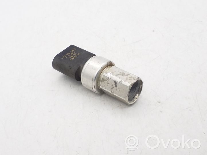 Volkswagen Tiguan Air conditioning (A/C) pressure sensor 1K0959126E