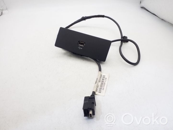 Ford Fusion II Connettore plug in USB DS7T14D202DD