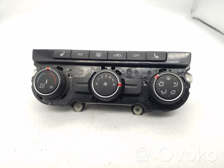 Volkswagen Tiguan Oro kondicionieriaus/ klimato/ pečiuko valdymo blokas (salone) 561907426G