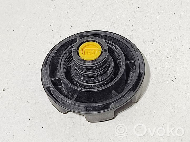 BMW 3 F30 F35 F31 Vase d'expansion / bouchon de réservoir de liquide de refroidissement 7521071