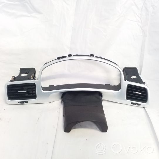 Volkswagen Touareg II Cornice cruscotto 7P1857189