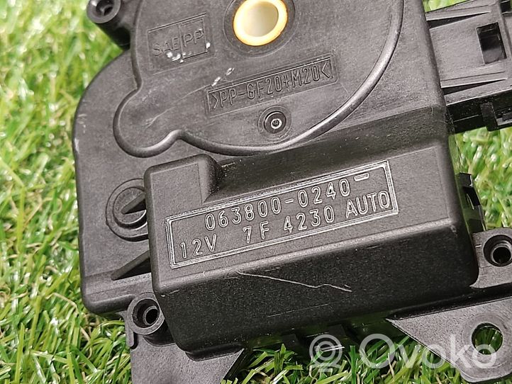 Toyota Prius (XW20) Motor/activador trampilla de calefacción 0638000240