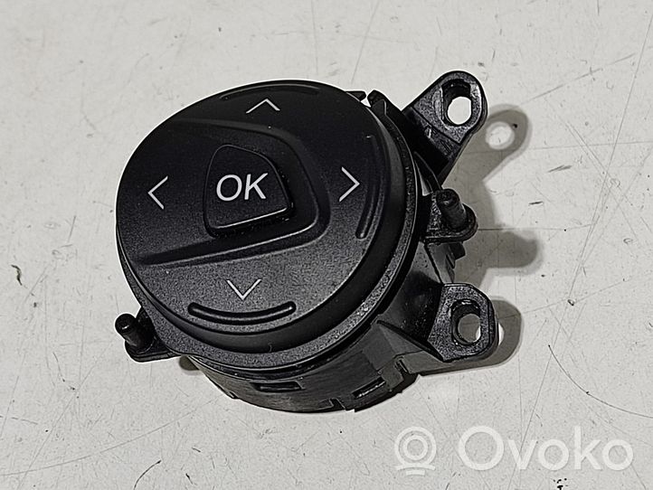 Ford Kuga II Ohjauspyörän painikkeet/kytkimet AM5T14K147AA