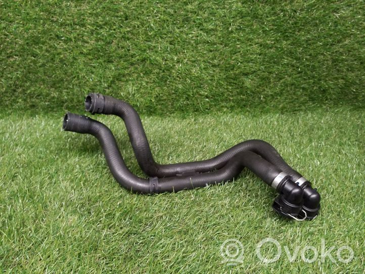 Volkswagen Jetta VI Durite de refroidissement tube 5C0121049E