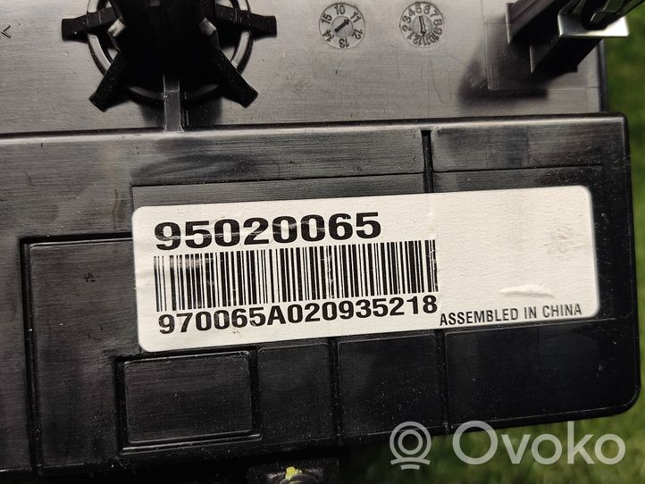 Chevrolet Orlando Controllo multimediale autoradio 95020065