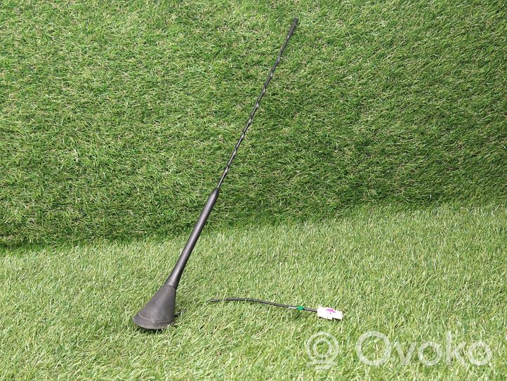 Skoda Fabia Mk2 (5J) Antena (GPS antena) 5L0035501