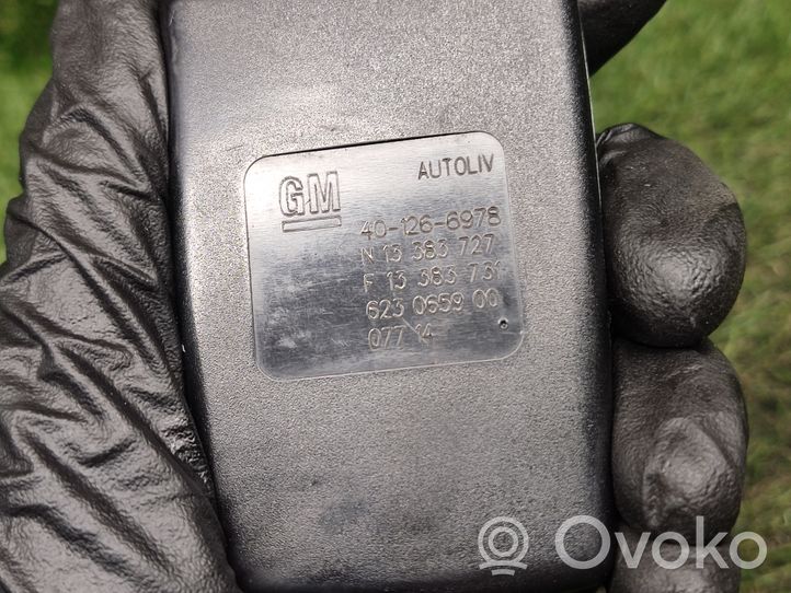 Opel Zafira C Boucle de ceinture de sécurité avant 13383727