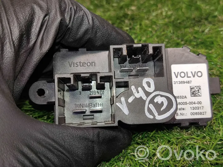 Volvo V40 Heater blower fan relay 31369487