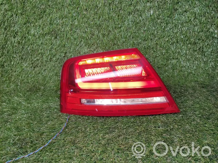 Audi A8 S8 D4 4H Rear/tail lights 4H0945095