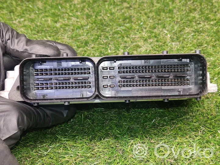 Volkswagen Jetta VI Engine control unit/module ECU 06G906055AE