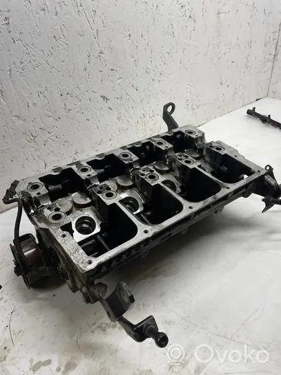 Volkswagen Sharan Engine head 038103373R