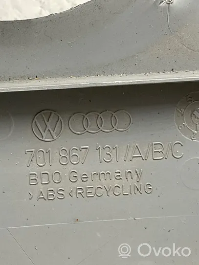 Volkswagen Multivan T4 Garniture de panneau carte de porte avant 701867131A