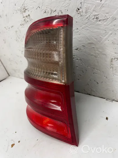 Mercedes-Benz E W210 Lampa tylna A2108205364