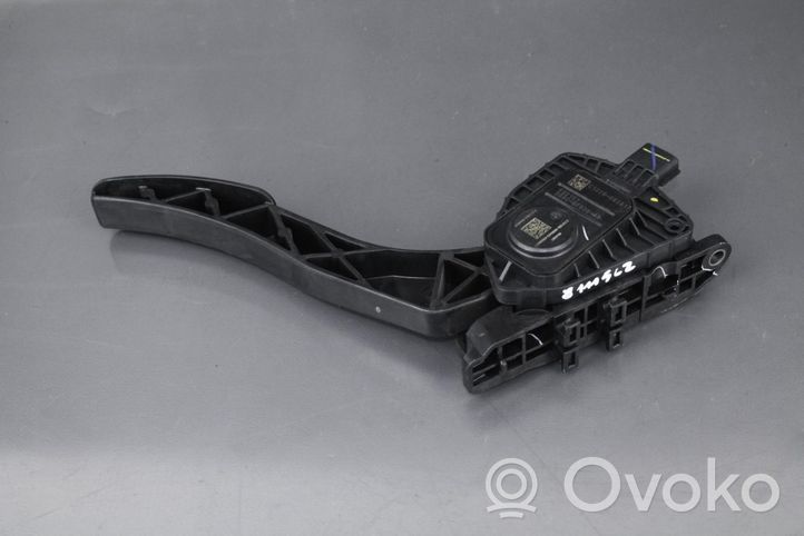 Ford Fusion Accelerator throttle pedal DG9C9F836AB