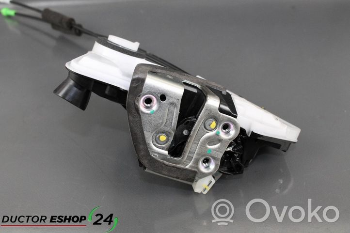 Peugeot 108 Front door lock 