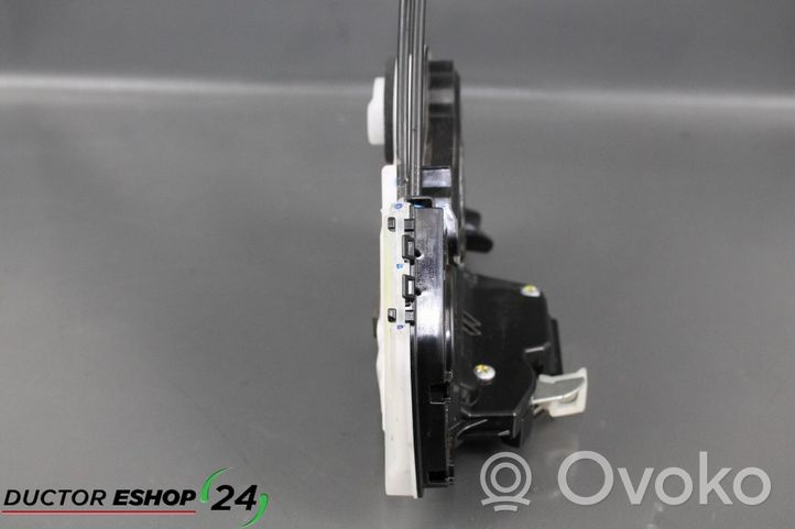 Peugeot 108 Front door lock 