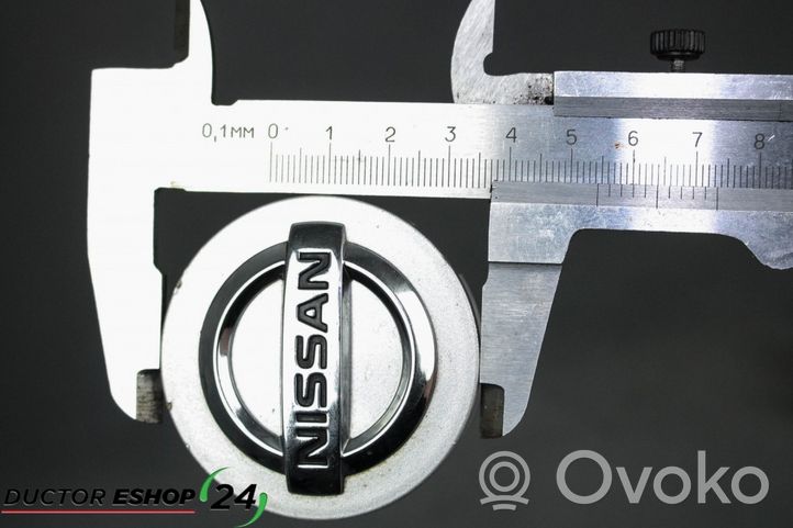 Nissan Almera Заводская крышка (крышки) от центрального отверстия колеса 40342AV610