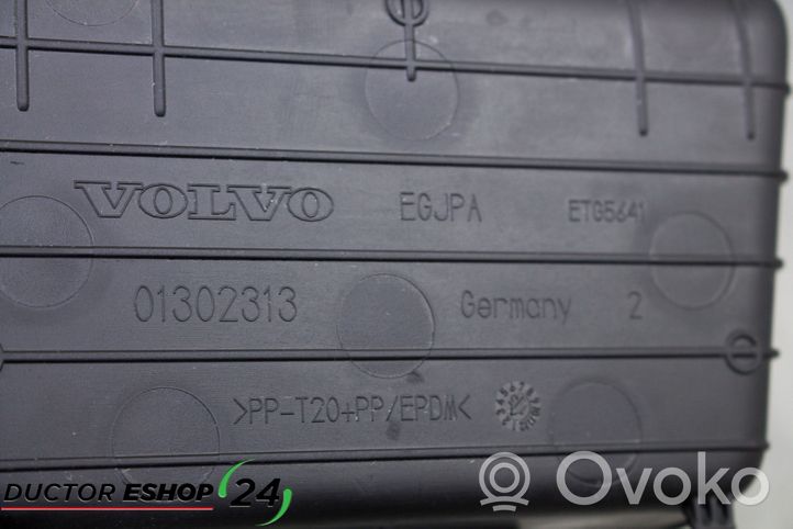 Volvo V40 Cassetto/ripiano 01302313