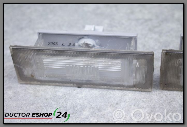 Hyundai Sonata Number plate light 