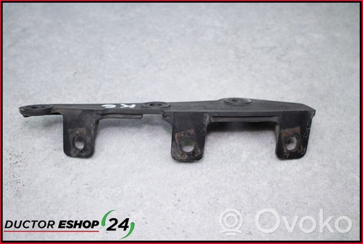 Audi A2 Uchwyt / Mocowanie zderzaka tylnego 8Z0853883