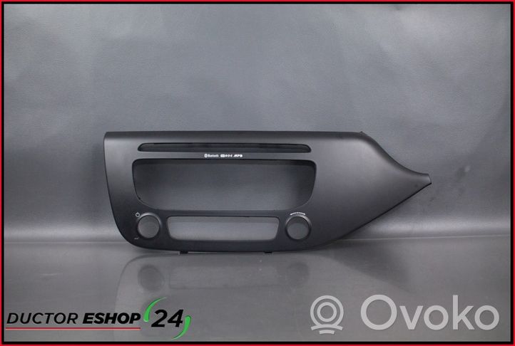 KIA Ceed Konsola środkowa / Radio / GPS 84740A2900