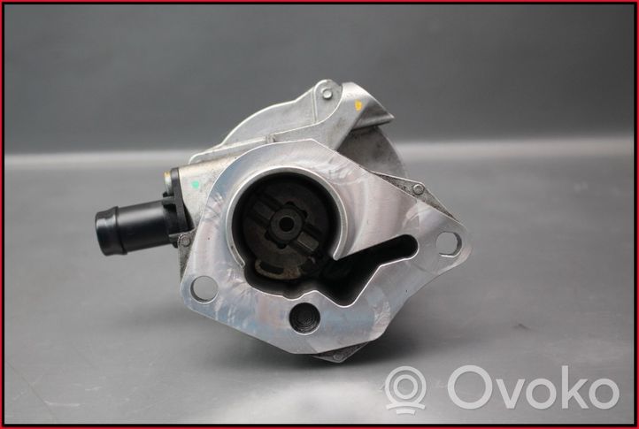 Renault Captur Vacuum pump 146505272R