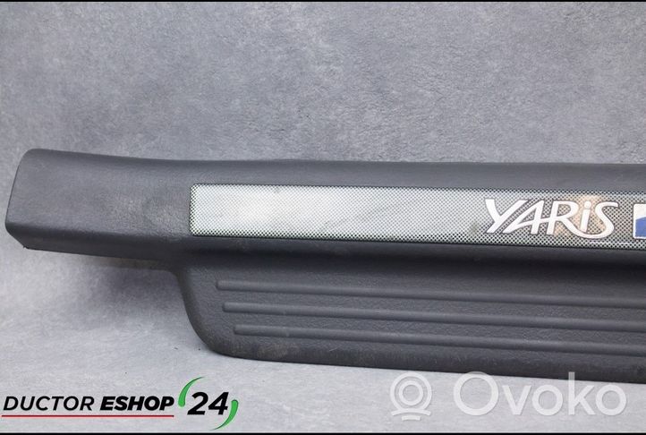 Toyota Yaris Etuoven kynnyksen suojalista 679130D020