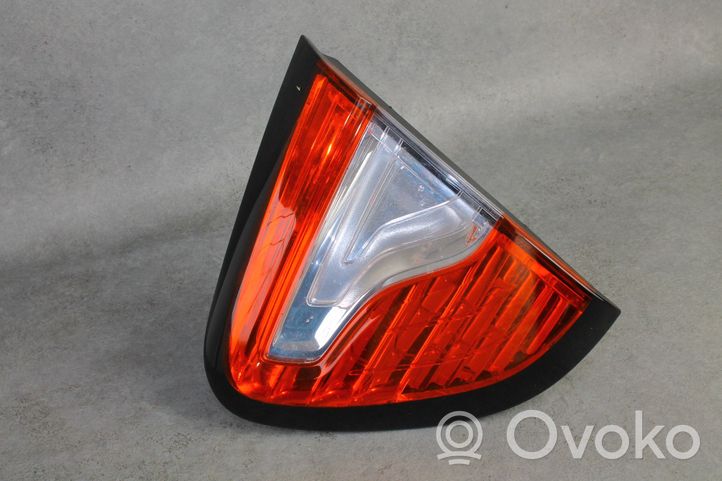 Renault Captur Luci posteriori del portellone del bagagliaio 265500812R