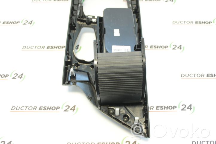 Hyundai i40 Kita centrinė konsolės (tunelio) detalė 846033Z410