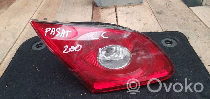 Volkswagen PASSAT CC Rear fog light 