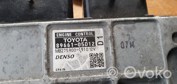 Toyota Avensis T270 Sterownik / Moduł ECU 