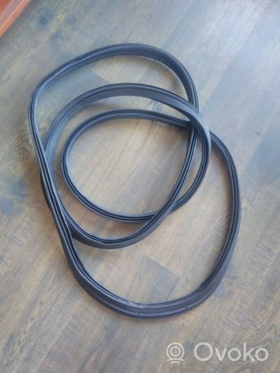 Ford Galaxy Trunk rubber seal (body) 