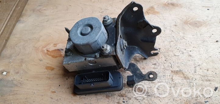 Toyota Auris E180 Pompe ABS 