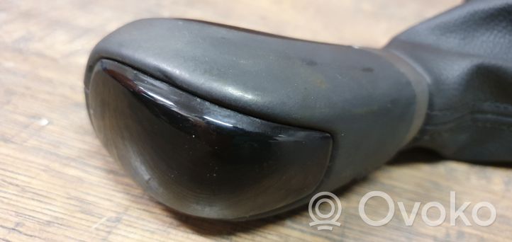 Hyundai ix20 Gear lever shifter trim leather/knob 