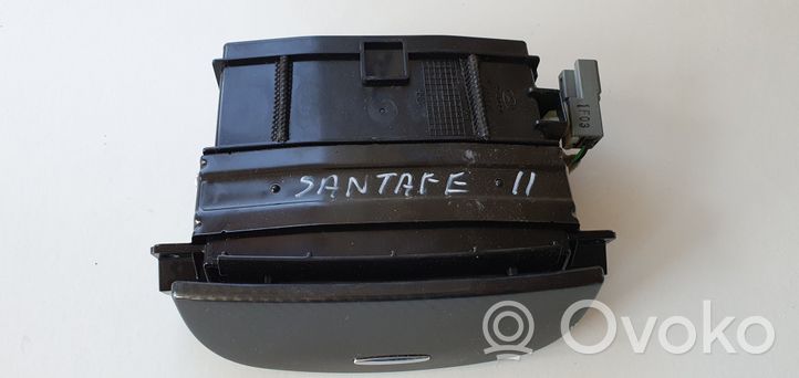 Hyundai Santa Fe Ashtray (front) 