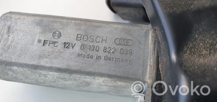 Audi S5 Elektryczny podnośnik szyby drzwi tylnych 