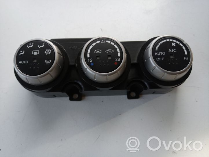 Nissan Murano Z50 Interrupteur de climatisation (A / C) 