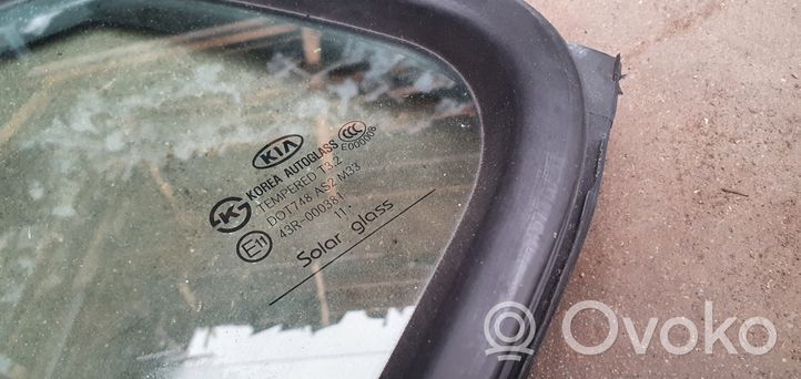 KIA Optima Gummidichtung Fenster Scheibe Tür hinten 