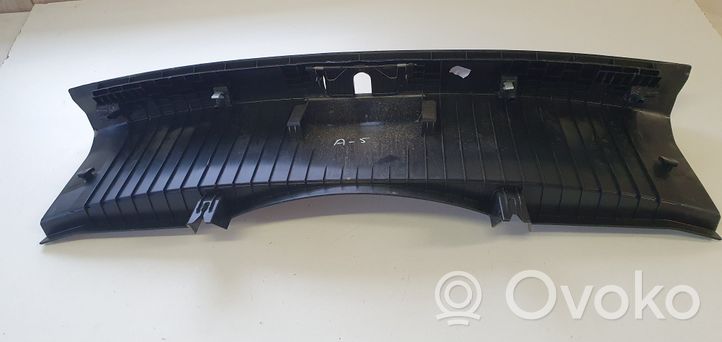 Audi A5 Rivestimento serratura portellone posteriore/bagagliaio 