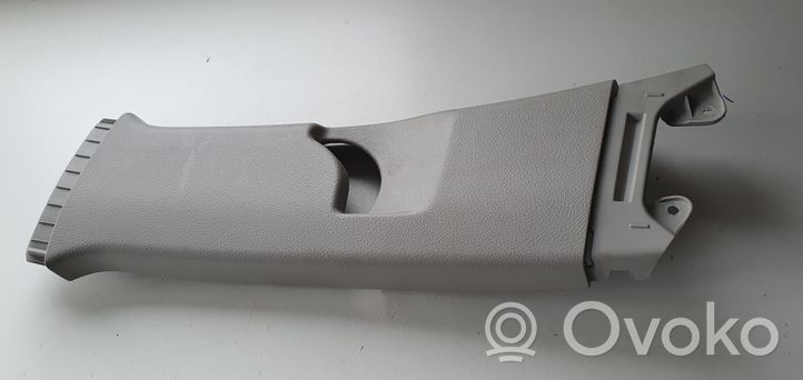 Toyota Yaris Rivestimento cintura di sicurezza 