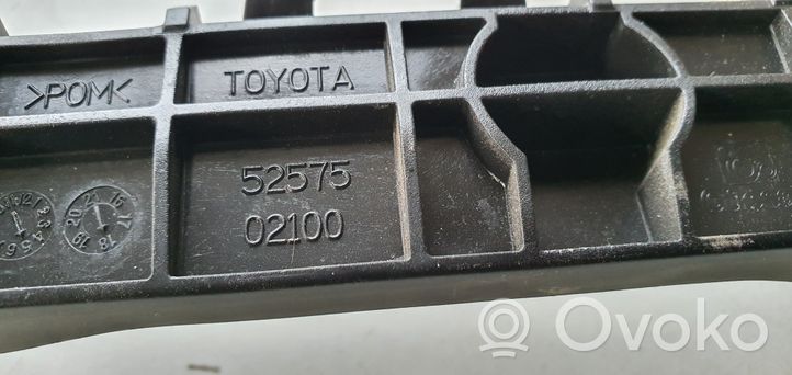 Toyota Auris E180 Support de pare-chocs arrière 