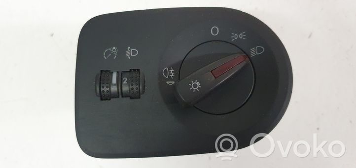 Skoda Fabia Mk2 (5J) Interrupteur d’éclairage 
