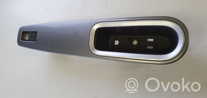 Subaru B9 Tribeca Support bouton lève vitre porte arrière 