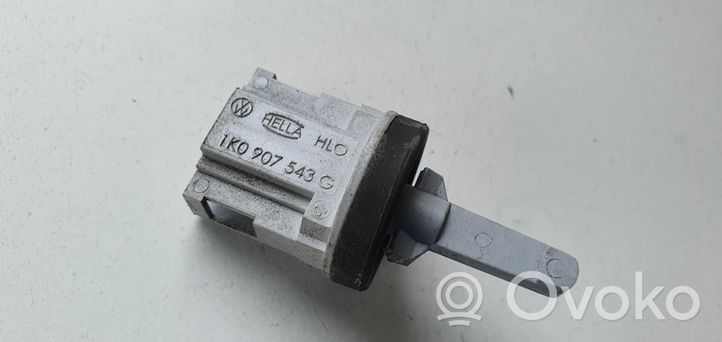 Volkswagen PASSAT B7 Outside/exterior temperature sensor 