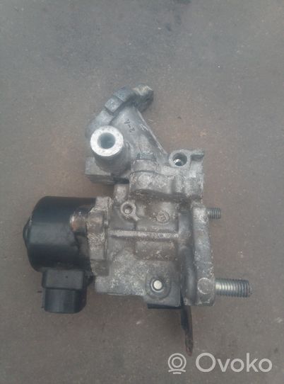 Toyota Prius (XW30) EGR-venttiili 