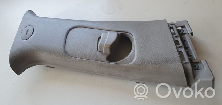 KIA Sportage Seat belt trim 