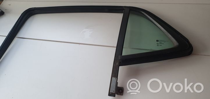 Opel Mokka Joint / vitre de porte arrière 