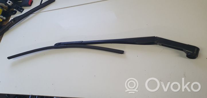 Honda Civic Windshield/front glass wiper blade 