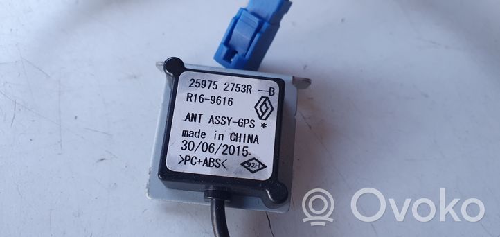 Renault Captur Antena GPS 